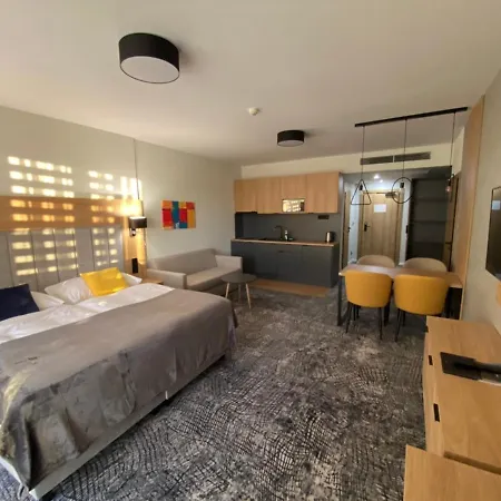Apartament Friends - Free Swinning Pool