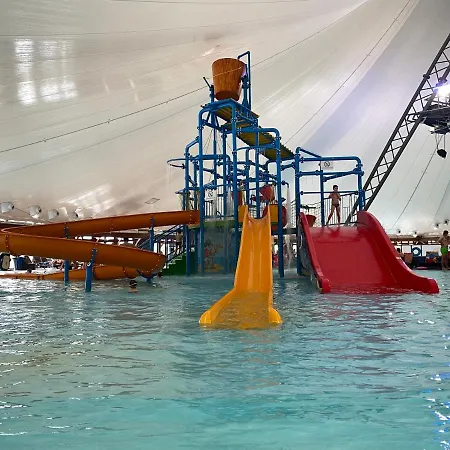 Apartament Friends - Free Swinning Pool